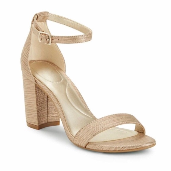 bandolino armory sandal